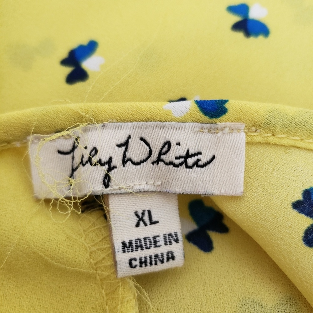 SOLD Lily White Yellow Short Sleeve Pocket Top - Picture 5 of 8